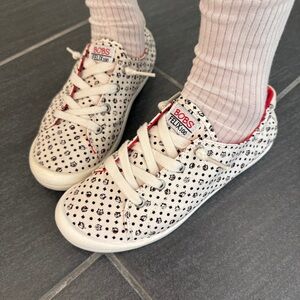 Skechers White and Black Low-Top Sneakers with Perforated Design